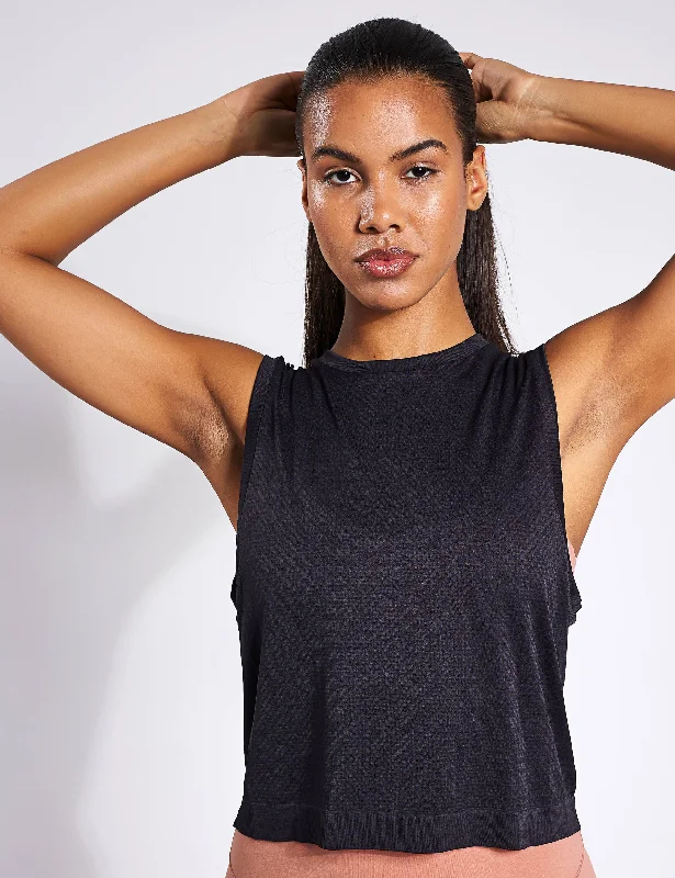 Page Seamless Crop Tank - Black