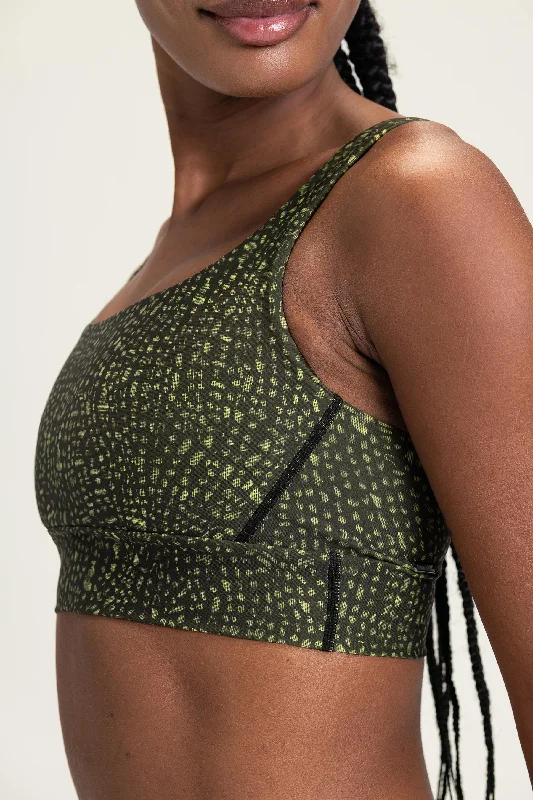 Minimal Tech Sports Bra